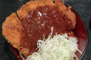 デミカツ丼